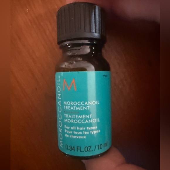 💙 4/$20 MOROCCANOIL Hair TREATMENT - Picture 2 of 6
